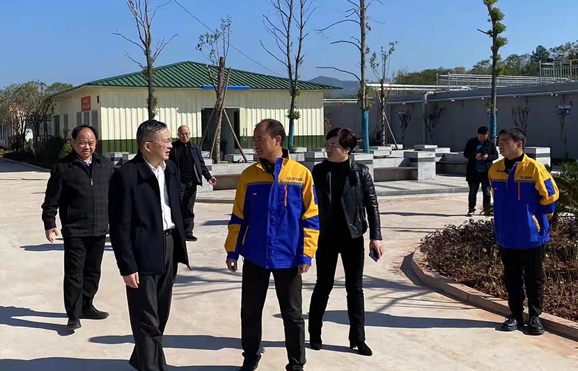 江西省生態(tài)環(huán)境廳黨組成員、副廳長龍剛一行蒞臨挺進環(huán)保和樂新村污水處理站視察調(diào)研